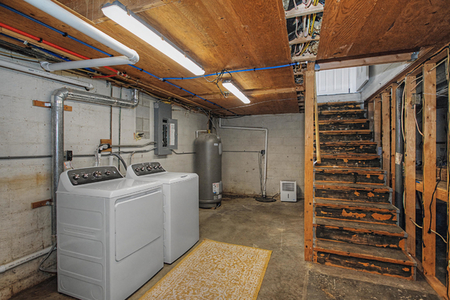Next Photo